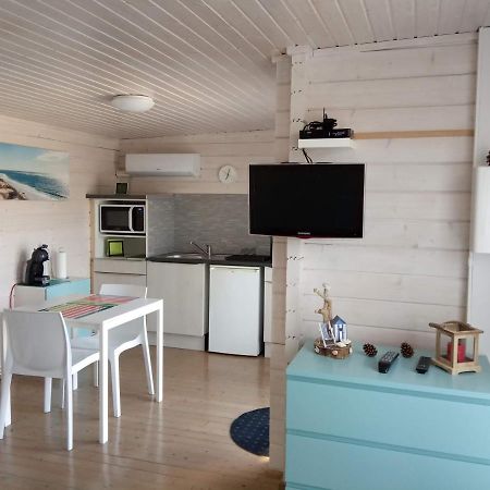 Agreable Petit Chalet Camarsac Luaran gambar